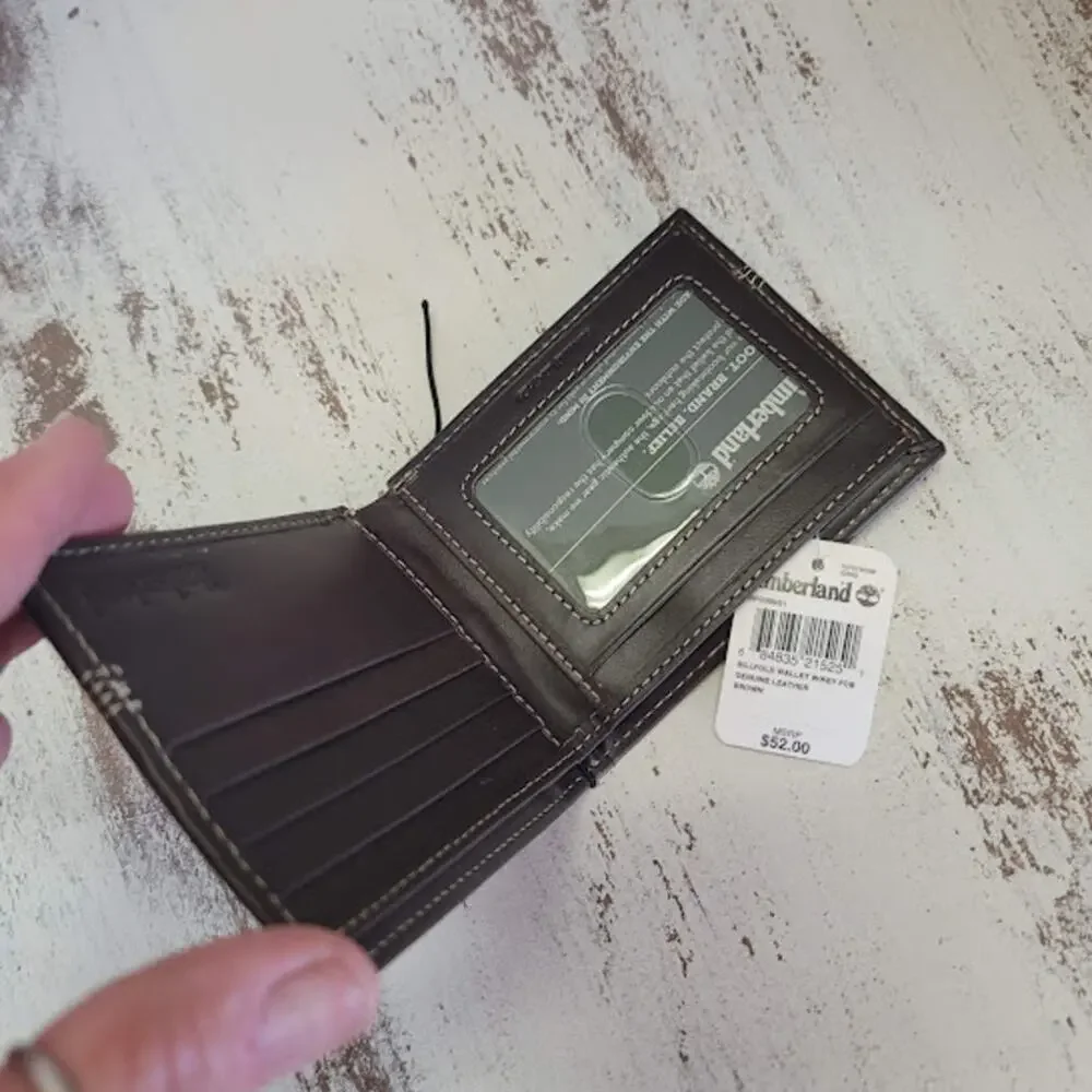 Timberland Genuine Leather Brown BiFold Wallet Saddle Stich Cream 3.5 x 4.5 NEW